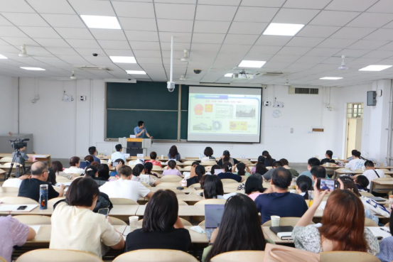 本科生院、赌博网
联合召开教师能力提升培训会议