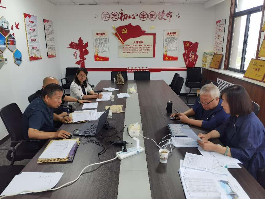 赌博网
迎接学校期中教学检查