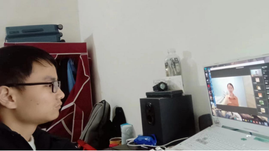 赌博网
举行“直面心理危机，滋养生命之花”心理健康主题讲座